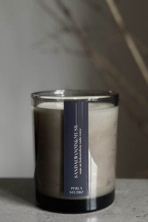 Aromātiskā svece SANDALWOOD & MUSK